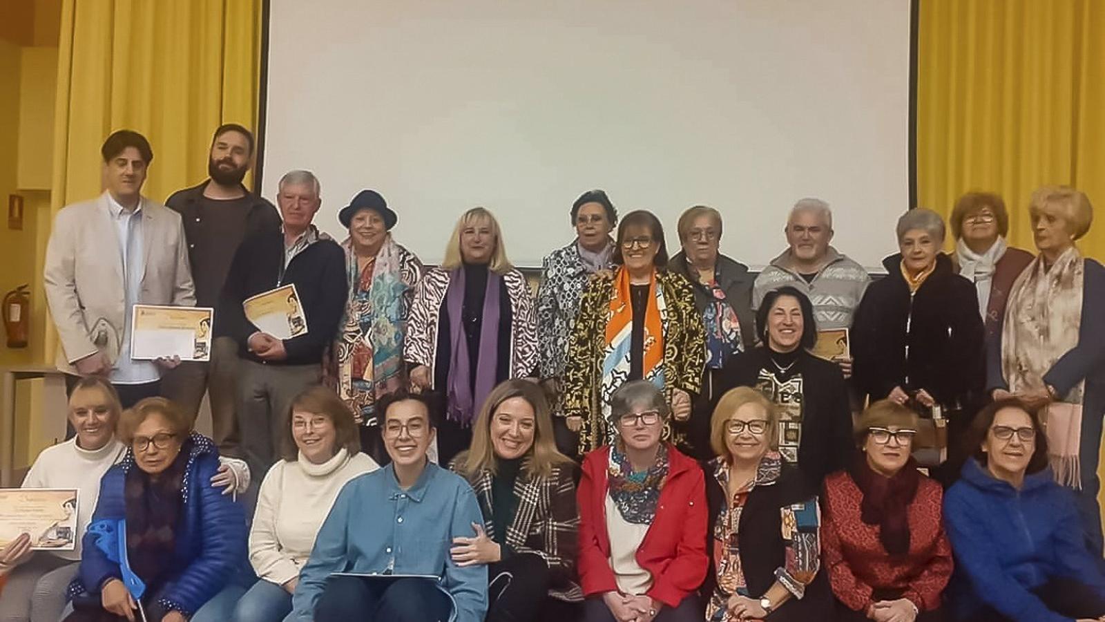 Torrejón entrega los premios del Certamen de Fotografía y el de Cortos realizados con móvil