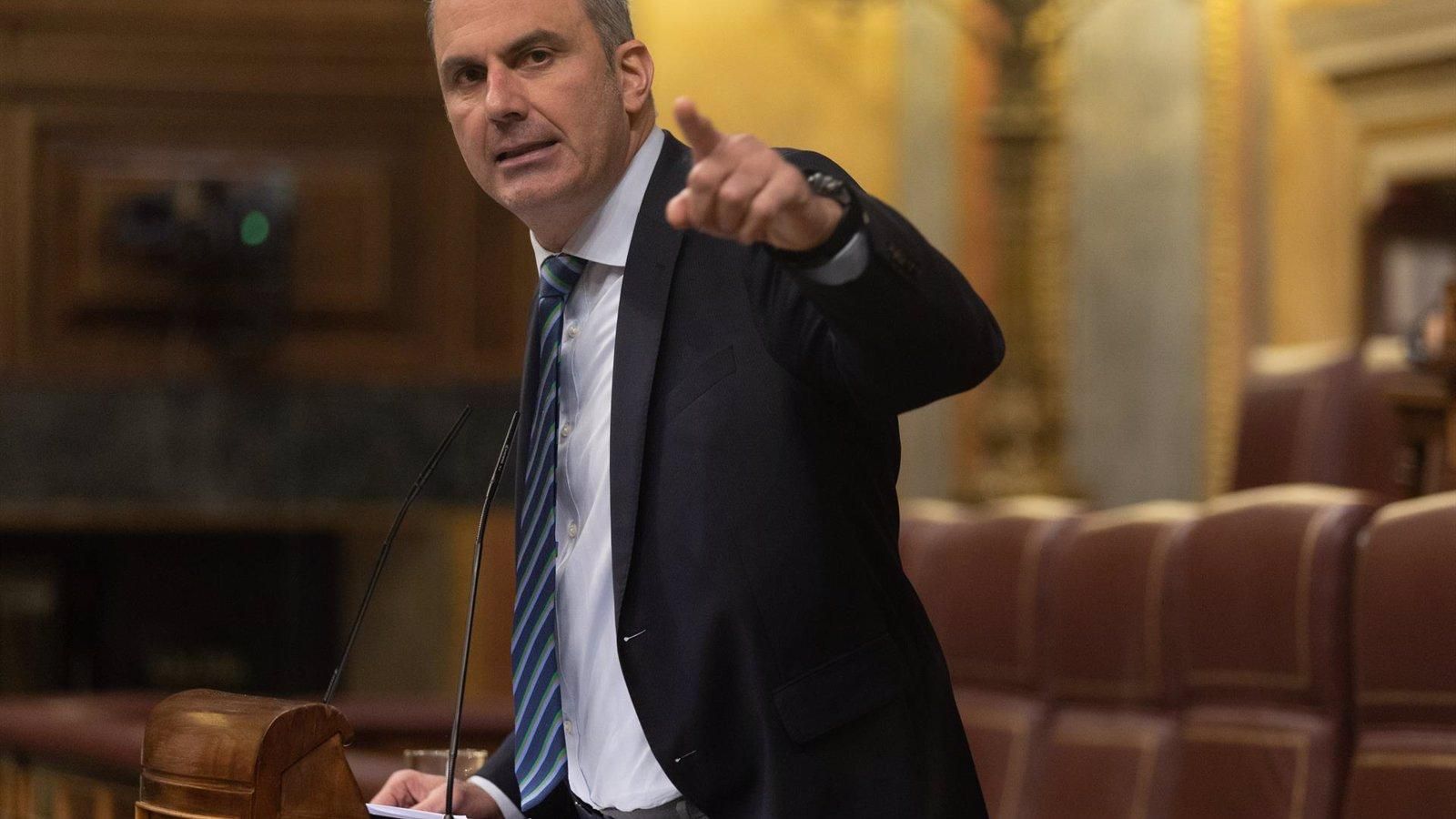Ortega Smith responde a Martínez-Almeida que Monasterio también está contra el Madrid de 'Carmeida'