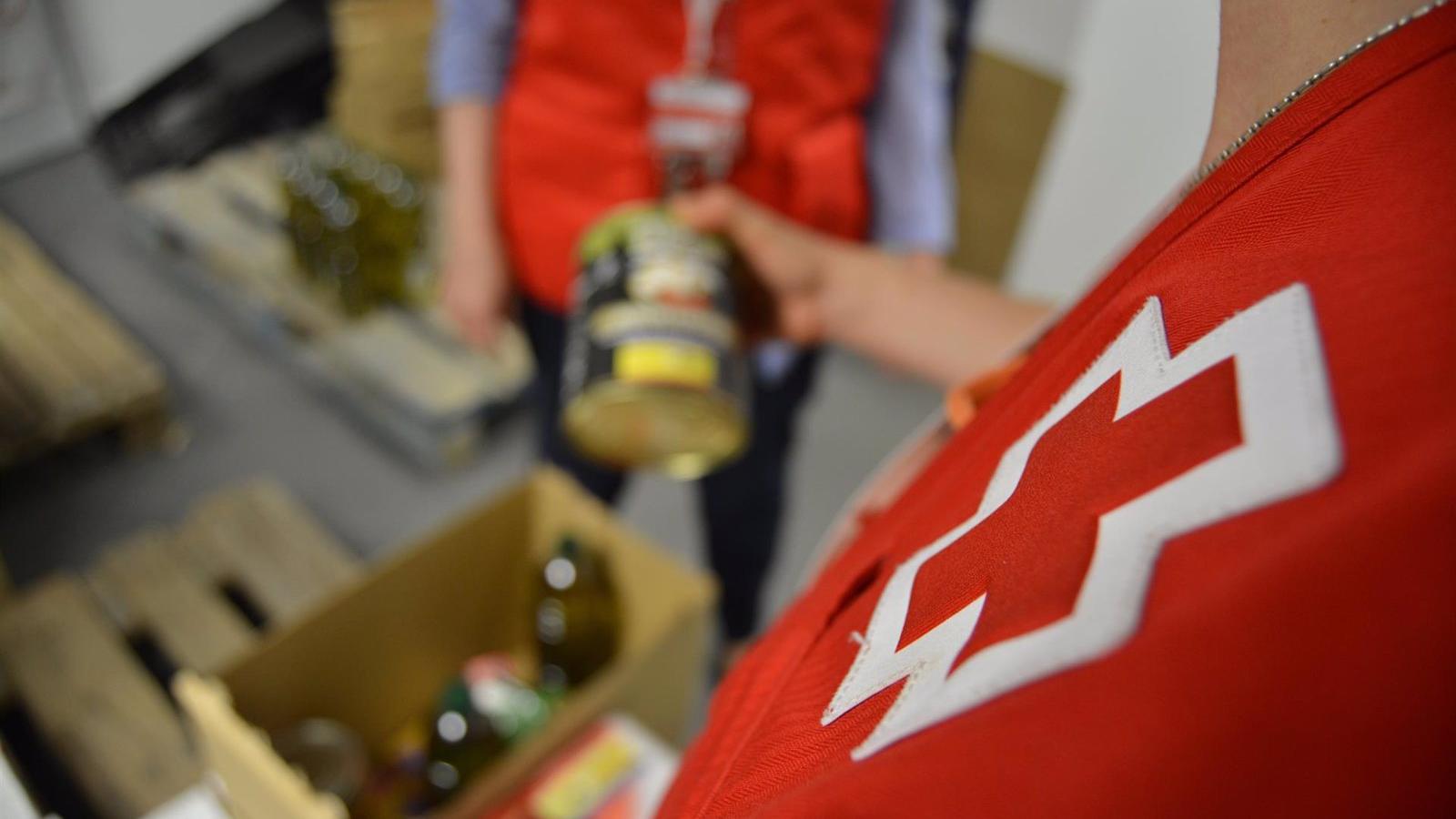 Cruz Roja reparte en la región más de 3,1 millones de kilos de alimentos durante la segunda fase del programa FEAD 2022