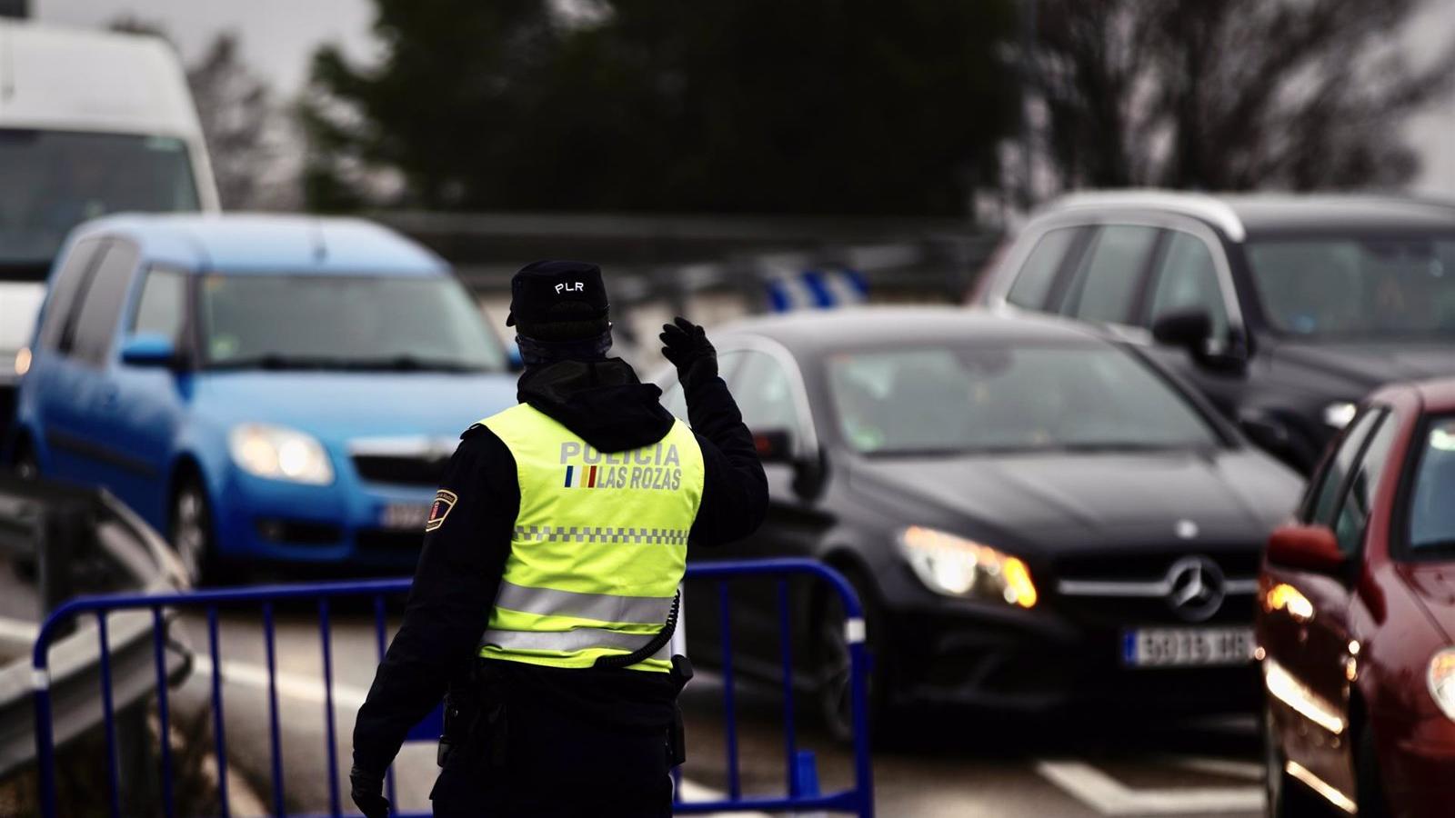 Las Rozas realizará controles de seguridad y tráfico en zonas comerciales y aumentará las inspecciones