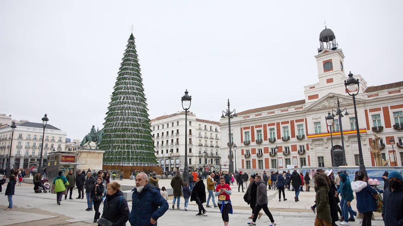 Críticas tras la reapertura de la Puerta del Sol sin las obras acabadas en su totalidad