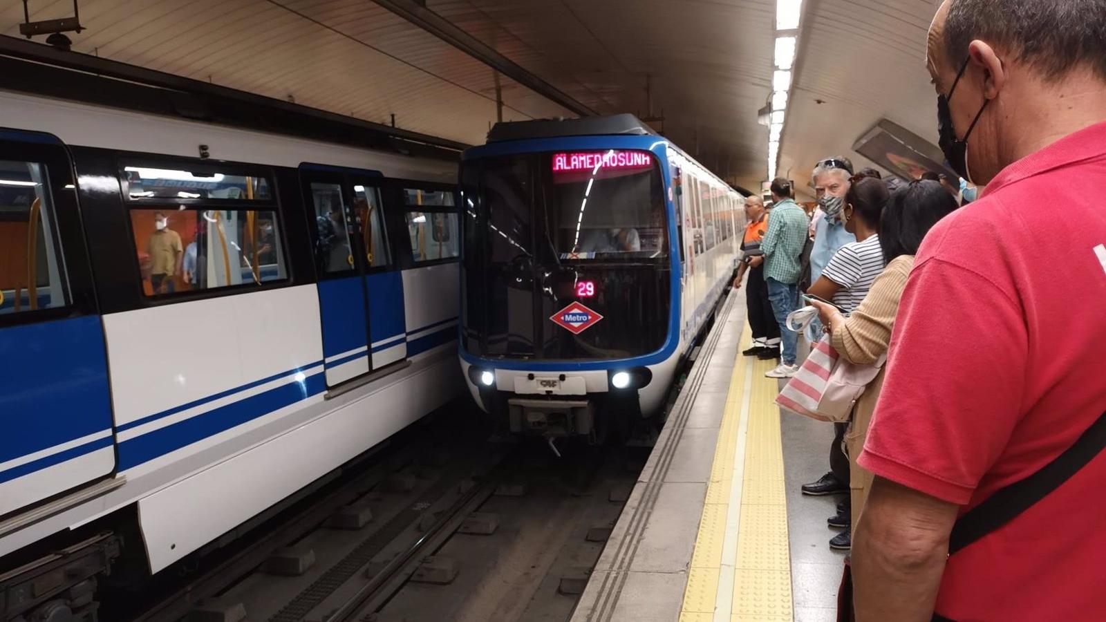 El Gobierno regional prevé en los presupuestos regionales para 2023 contemplan la compra de 142 trenes de Metro por 365 millones de euros