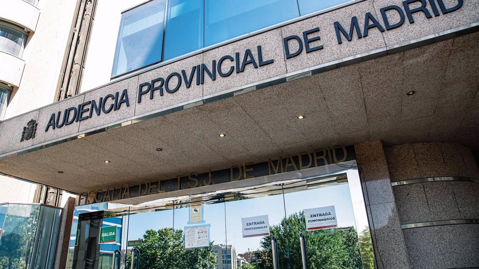Condenada a 15 años de cárcel por matar a su recién nacida y tirarla a la basura