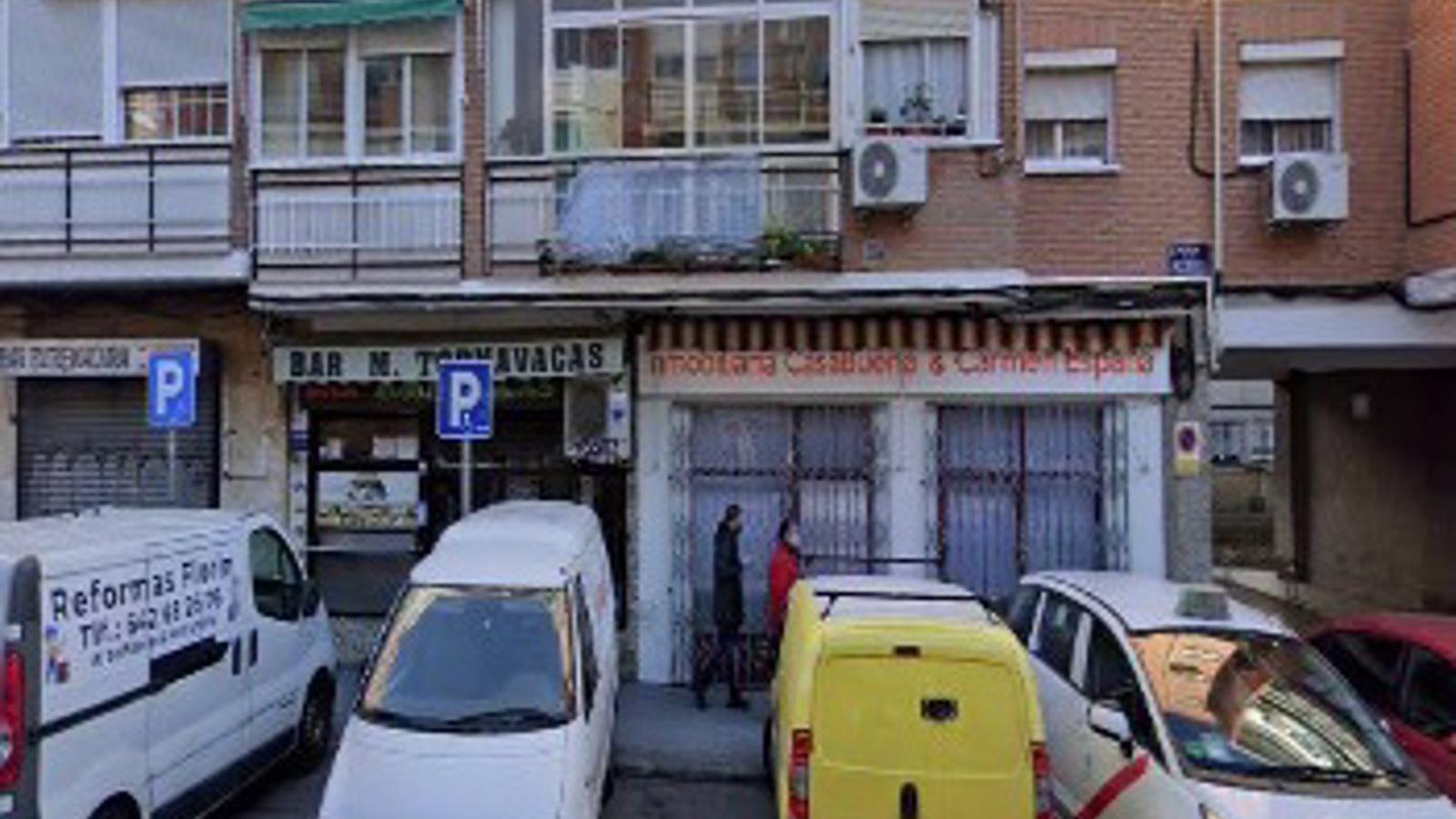 Detenida una mujer de 62 años por rajar en el cuello a un hombre en Usera