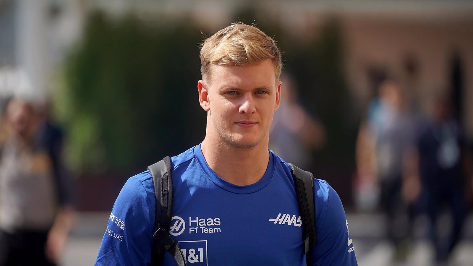 Mick Schumacher, piloto reserva de Mercedes en 2023