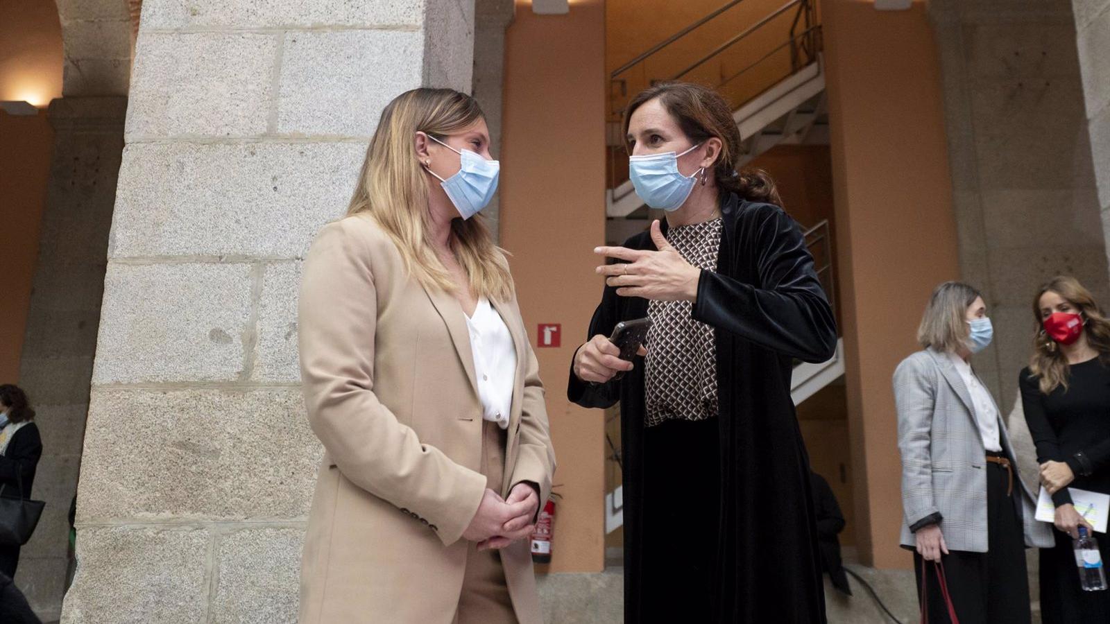 La izquierda mira con "cautela" la encuesta del CIS pero ve posibilidad de forjar una alternativa "progresista"