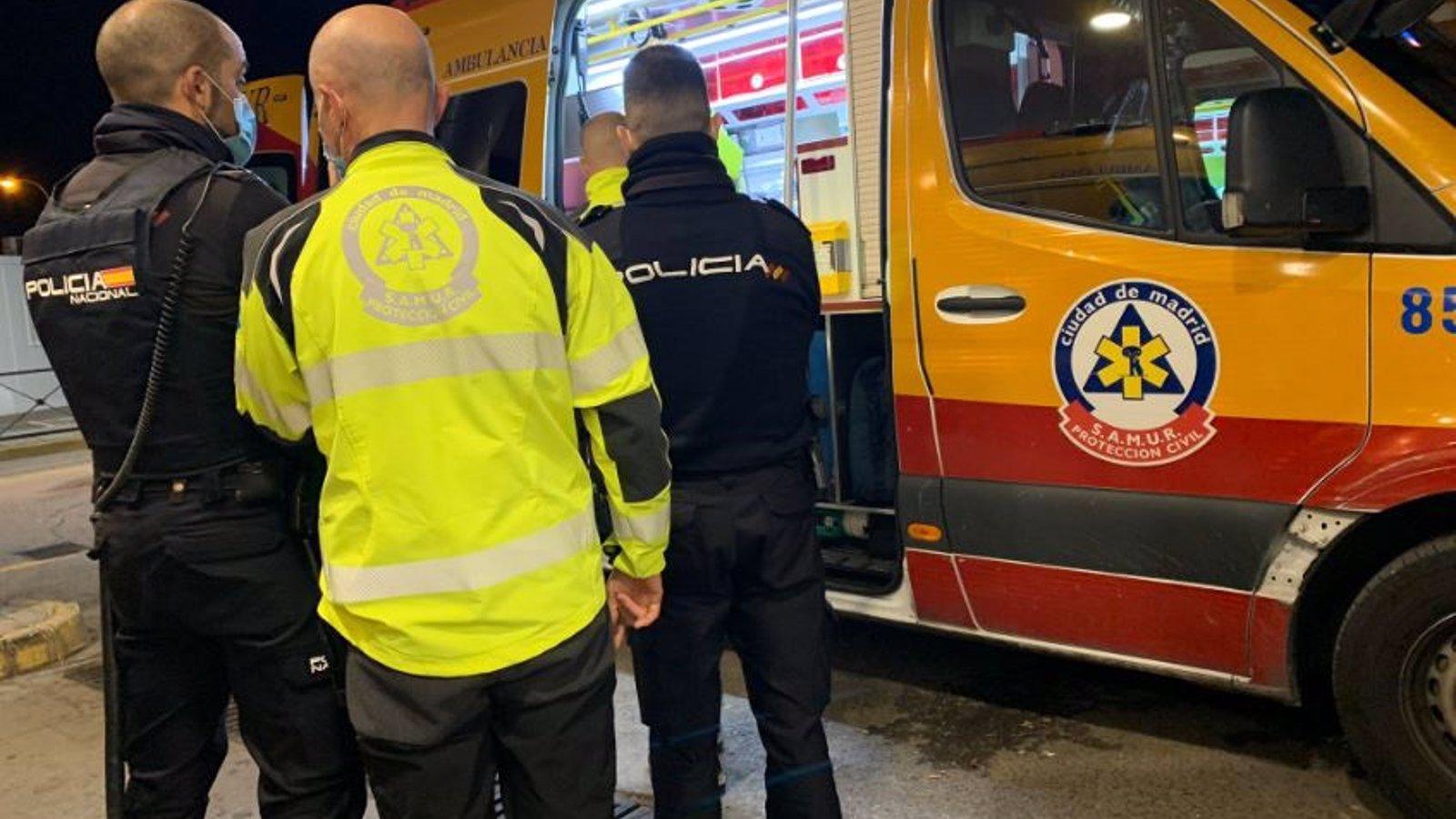  Herido grave un joven por arma blanca en la espalda en Puente de Vallecas