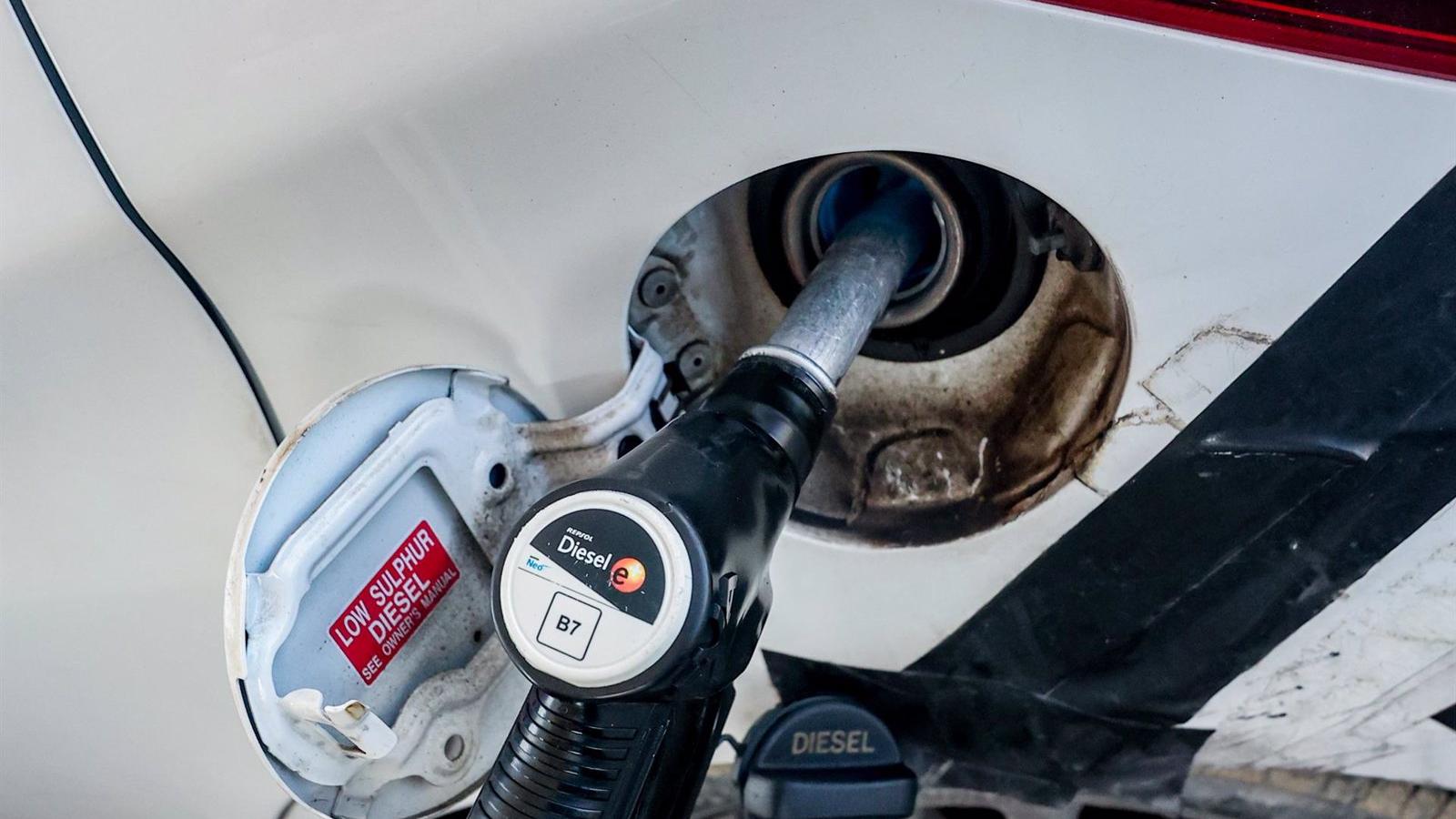 Fin de la bonificación general a los carburantes a partir de enero
