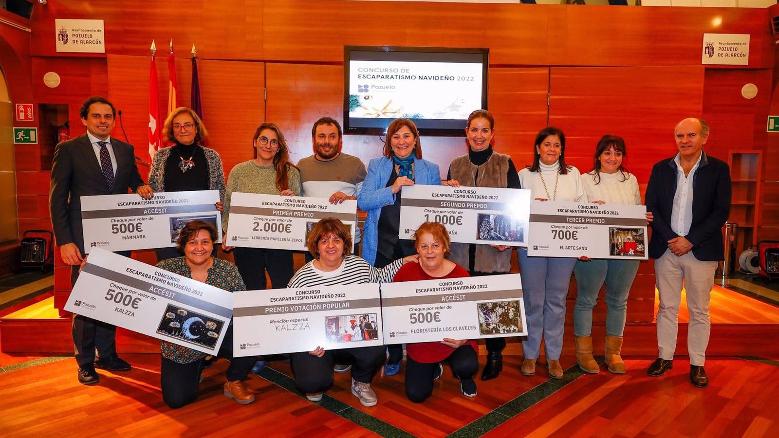 La librería Zepol de Pozuelo gana el primer premio del concurso de escaparatismo navideño