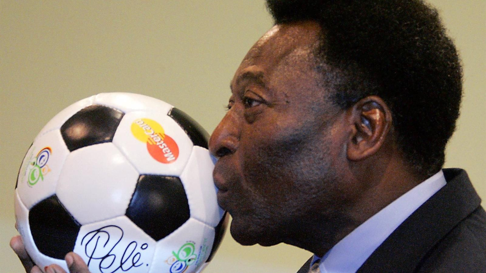  El exfutbolista brasileño Pelé muere a los 82 años