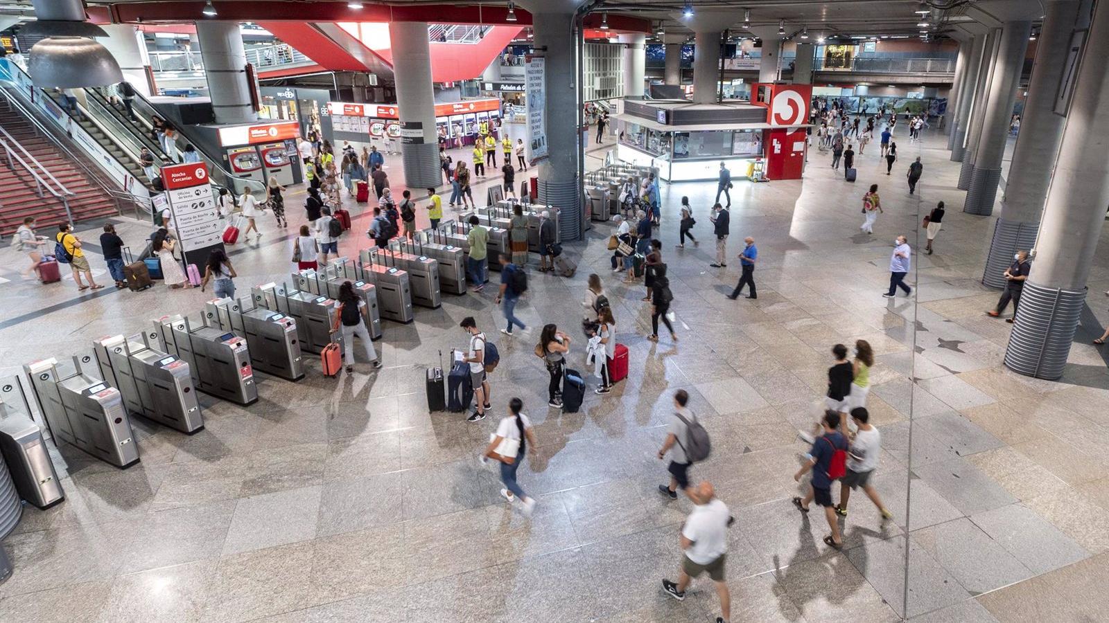 Entra en vigor la rebaja del 50% de abonos transportes y Cercanías se mantiene gratuito durante todo 2023