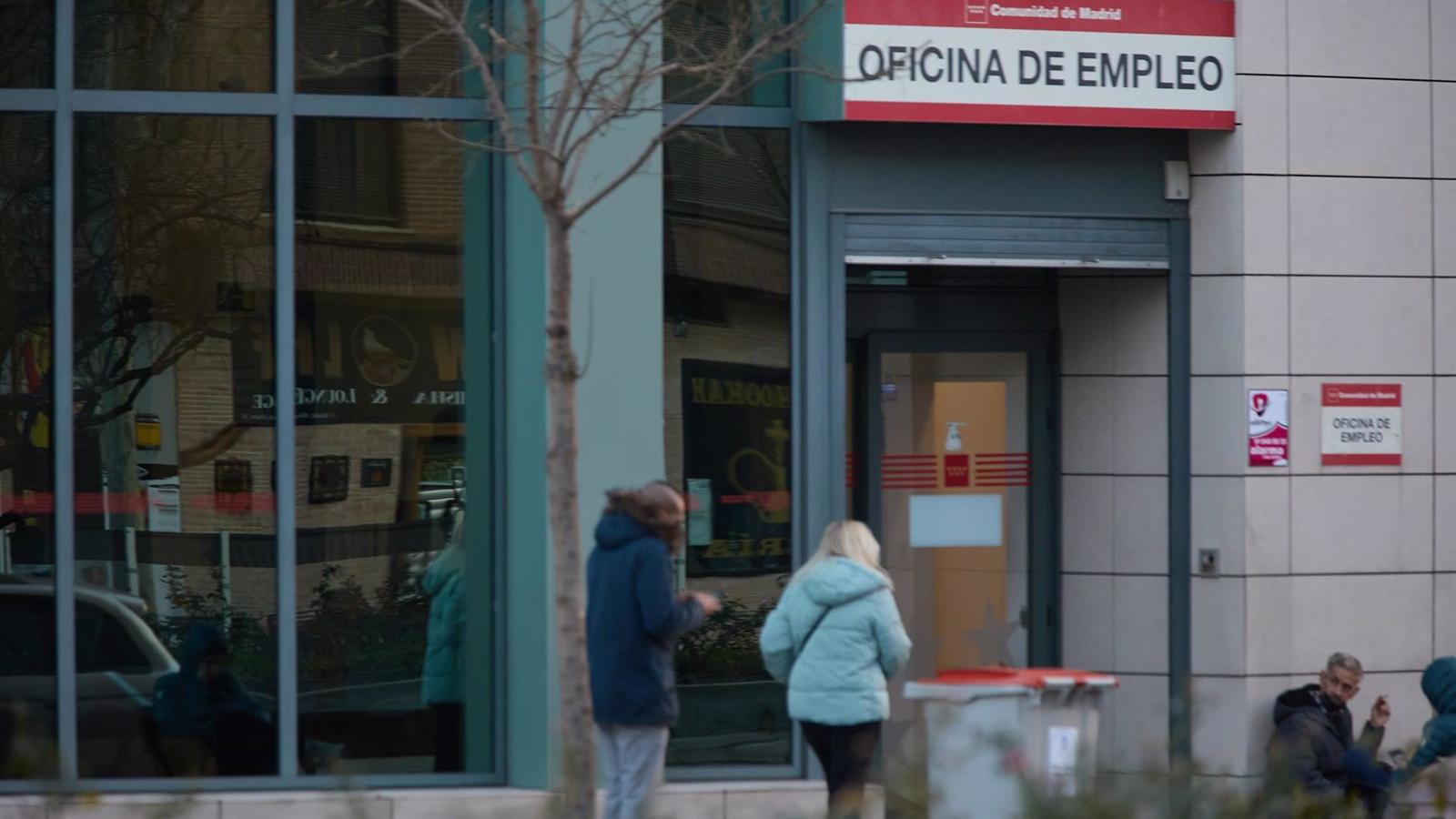 El paro en la capital cayó en 2022 un 19% y marcó el mejor diciembre desde 2007