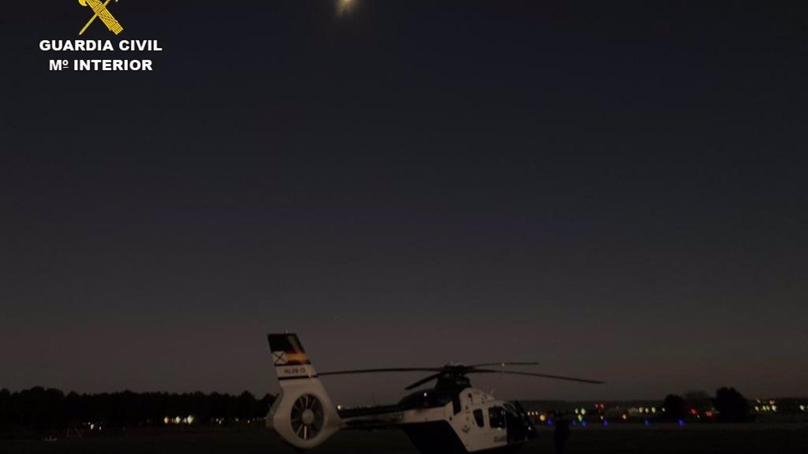  La Guardia Civil rescata a un hombre herido tras caerse en el Monte de los Canchos