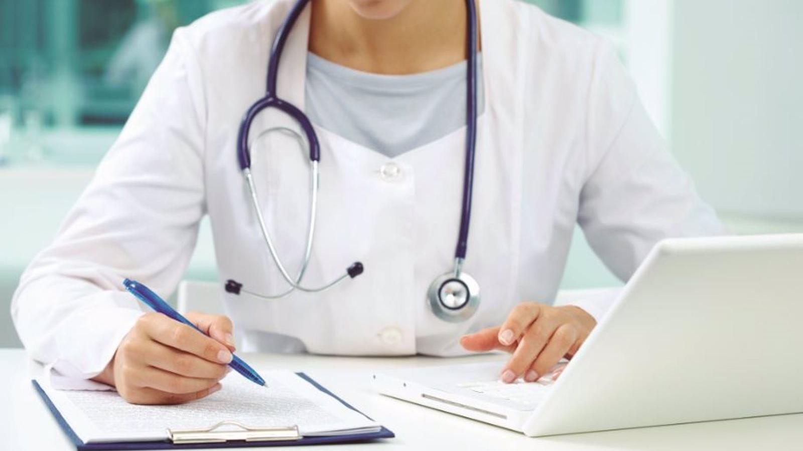 El trabajador dejará de estar obligado a dar el parte de su baja médica a la empresa desde el 1 de abril