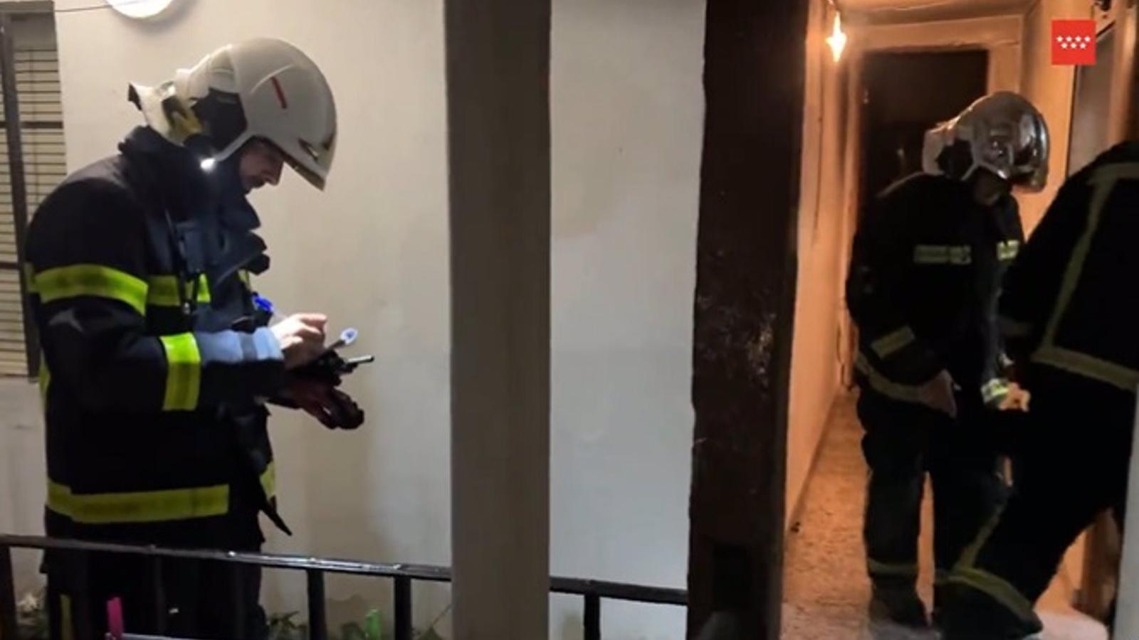 El 112 atendió la noche del jueves casi 1.300 llamadas, un 21% más que en 2022, con aumento de incendios, accidentes y borracheras