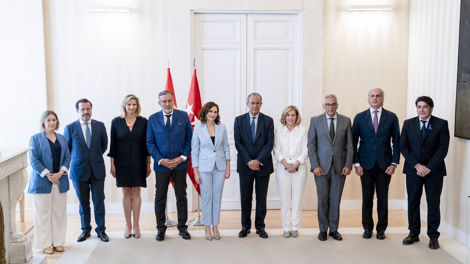 Díaz Ayuso convoca a sus consejeros en La Casita de Manzanares el Real para repasar el arranque de 2023