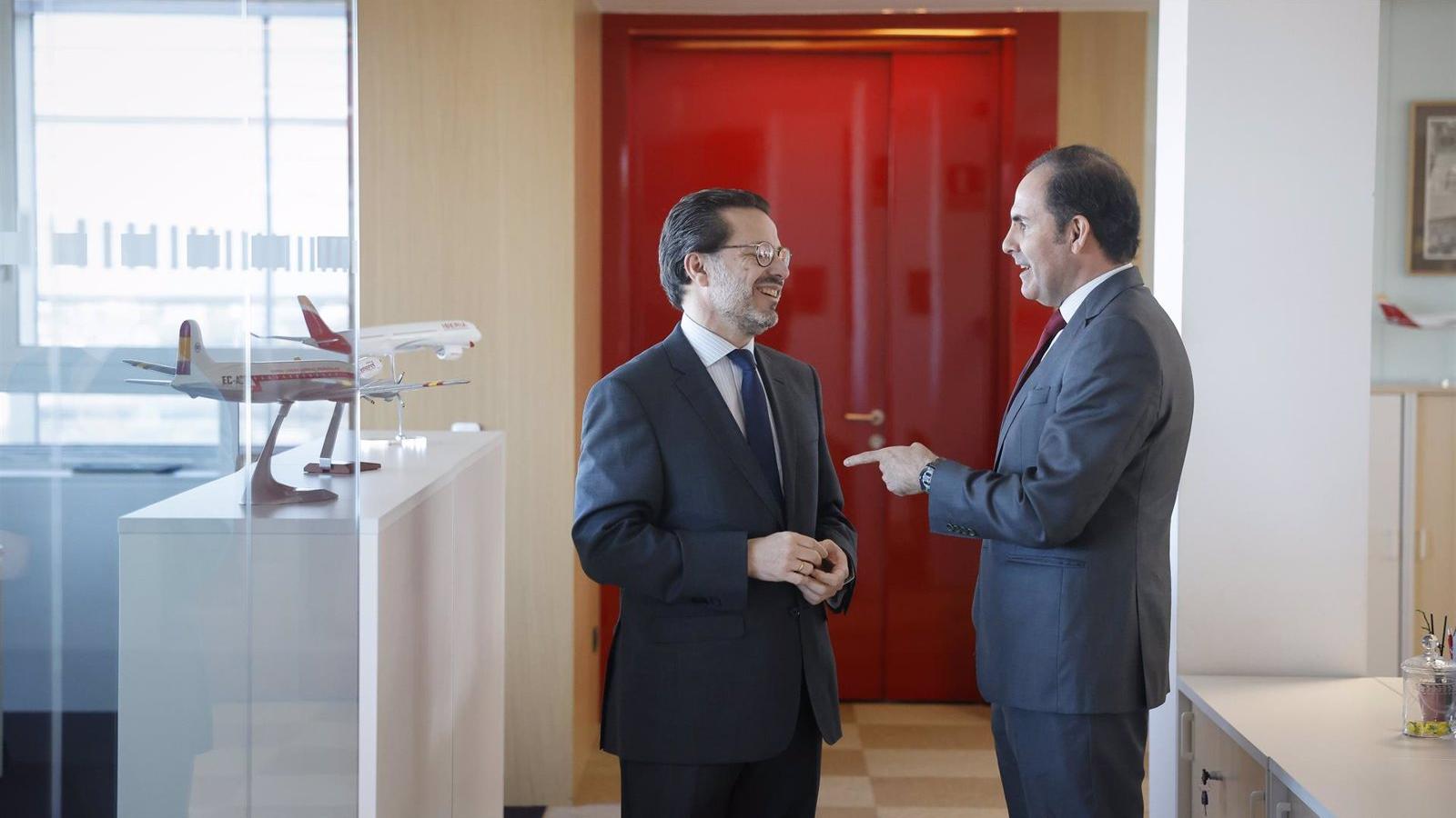 Lasquetty niega que Lobato quiera bajar impuestos y que su política fiscal es un "homenaje" electoralista a la del PP