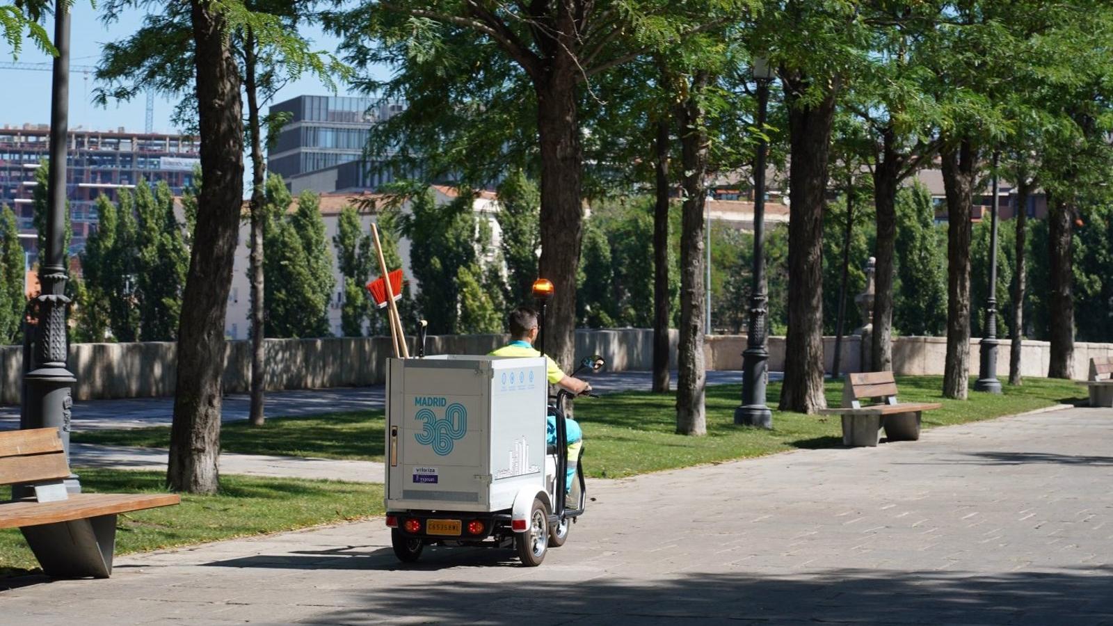 La renovación de vehículos de limpieza de la capital está "prácticamente concluida", con plazo hasta el 31 de marzo