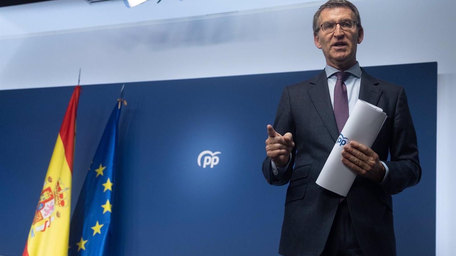 Feijóo acusa a Sánchez de "plagiar" la política de los "sediciosos": "Es un Gobierno intervenido por sus socios"