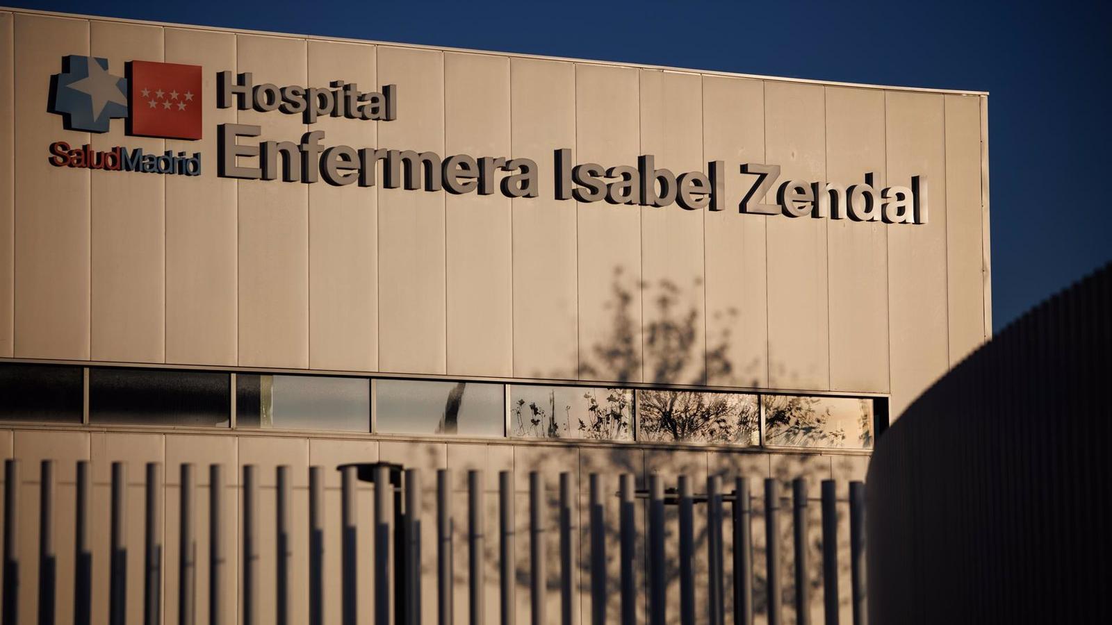 Mónica García denuncia la contratación 'a dedo' de la empresa encargada del mantenimiento del Zendal