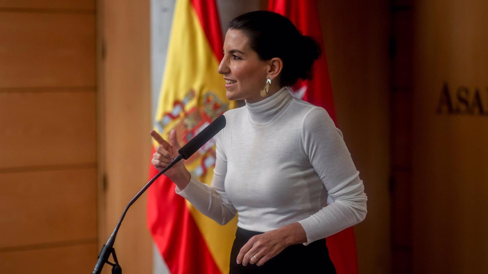 Monasterio contesta a Ayuso que "nunca es una ocurrencia salvar la vida de un niño"