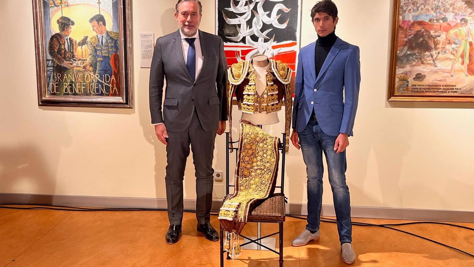 El Museo Taurino de las Ventas incorpora un traje de luces donado por el matador Sebastián Castella
