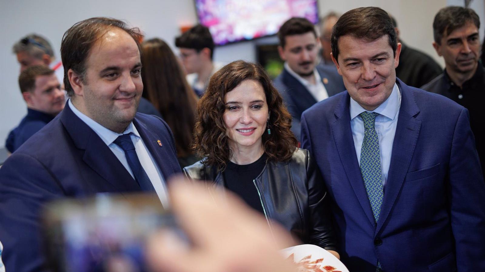 Los 'Barones' del PP exigen al Gobierno cambiar "cuanto antes" la ley del 'sí es sí' y la dimisión de quien tenga "dignidad"