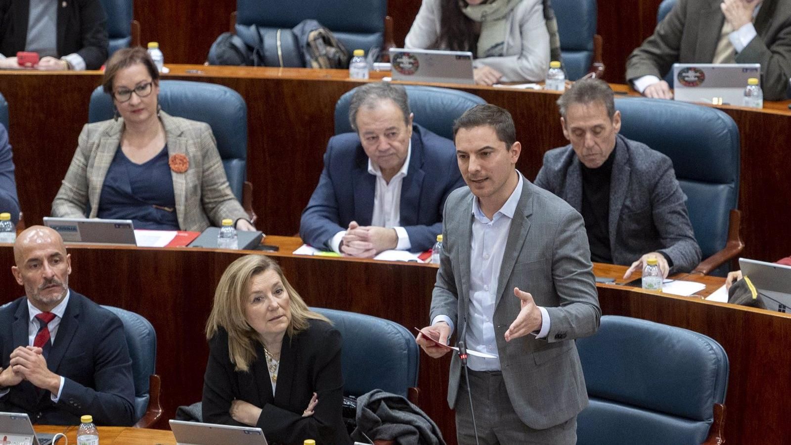 Lobato llama "maleducada, sectaria y arrogante" a Díaz Ayuso