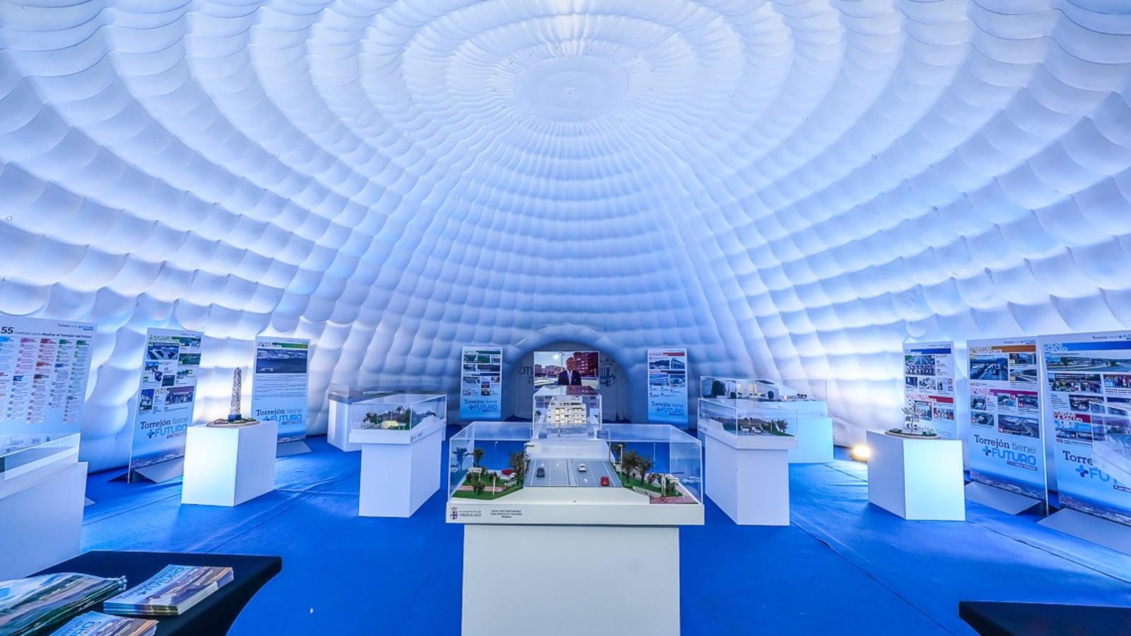 La exposición sobre el proyecto del futuro de Torrejón se traslada desde el miércoles a la Plaza Mayor