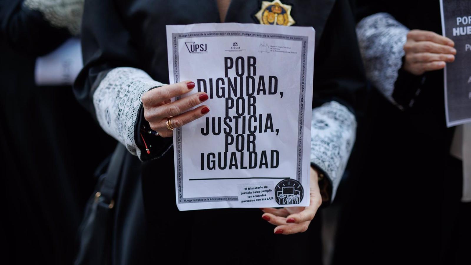 El Ministerio de Justicia y los Letrados terminan sin acuerdo tras 15 horas reunidos para desbloquear la huelga indefinida