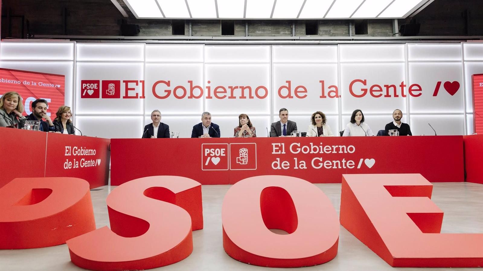 El CIS de Tezanos sube dos puntos al PSOE y amplía a 2,3 su ventaja sobre el PP