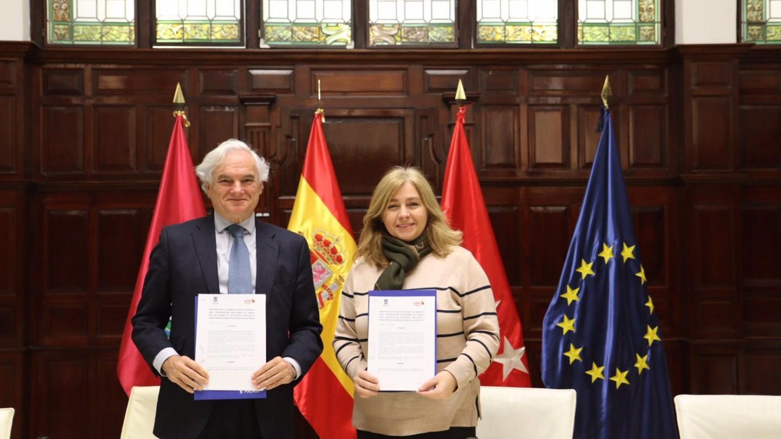 El Ayuntamiento firma un convenio con CEIM para mejorar la respuesta de empresas ante situaciones de emergencia