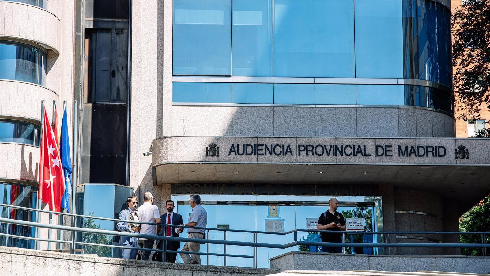 Un profesor niega una agresión sexual a una menor en los cuartos de baño de un colegio de Alcobendas