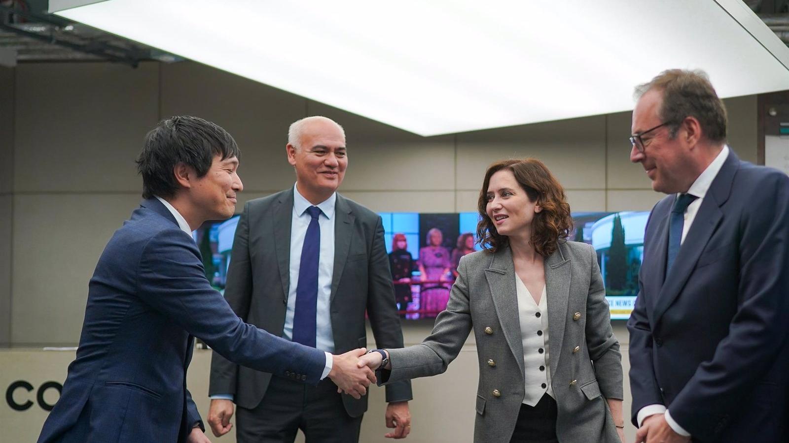Díaz Ayuso expone en Londres los avances de la Comunidad en digitalización y centros de datos