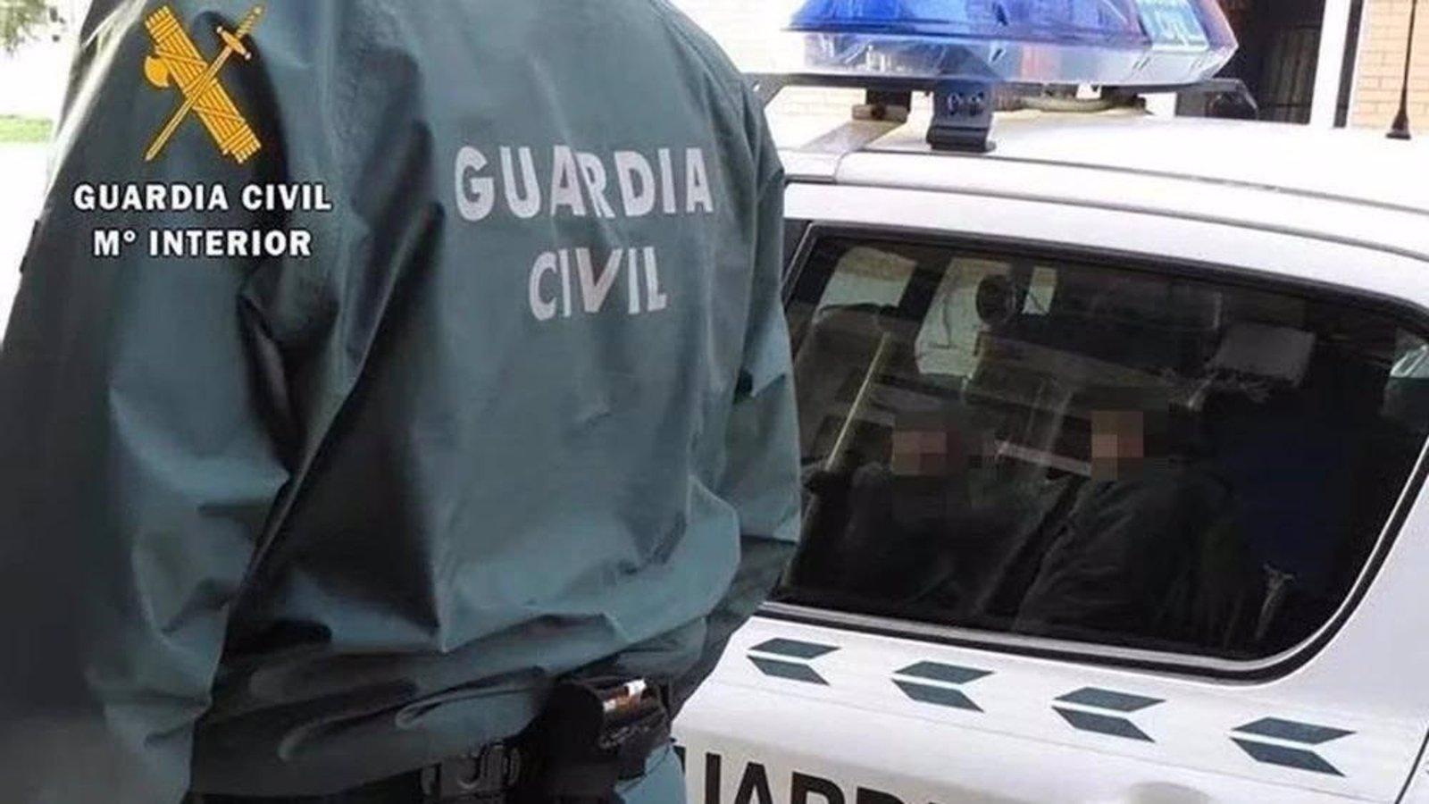 Roban varios dispositivos informáticos y dinero en efectivo del IES Gabriela Mistral de Arroyomolinos