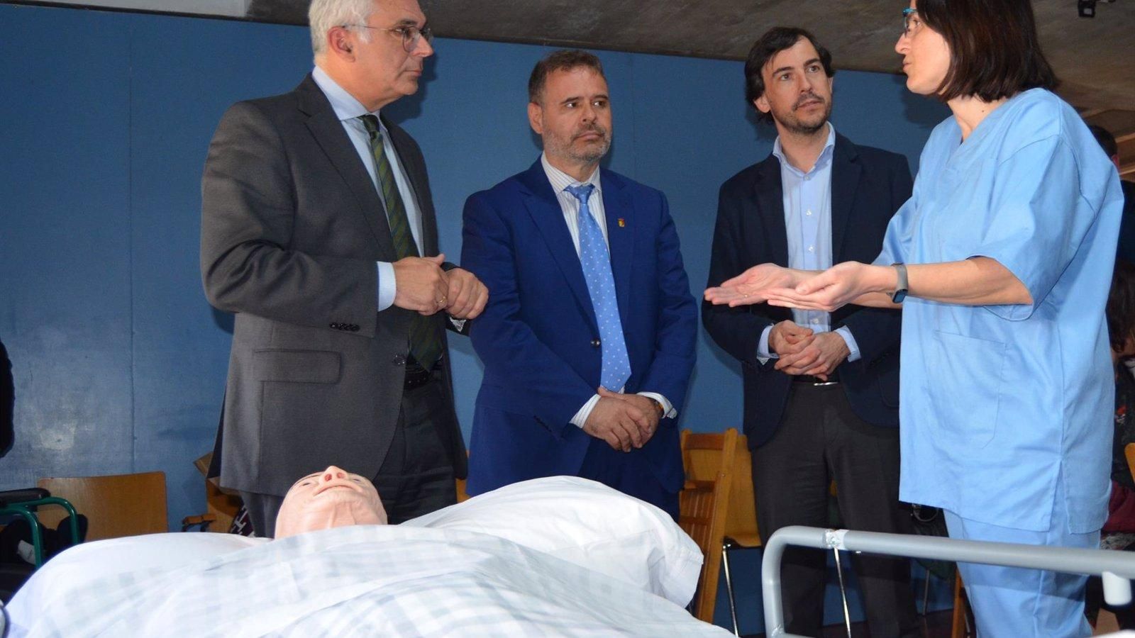 La Comunidad extiende a trece municipios del sureste su programa de cuidados a mayores en zonas rurales