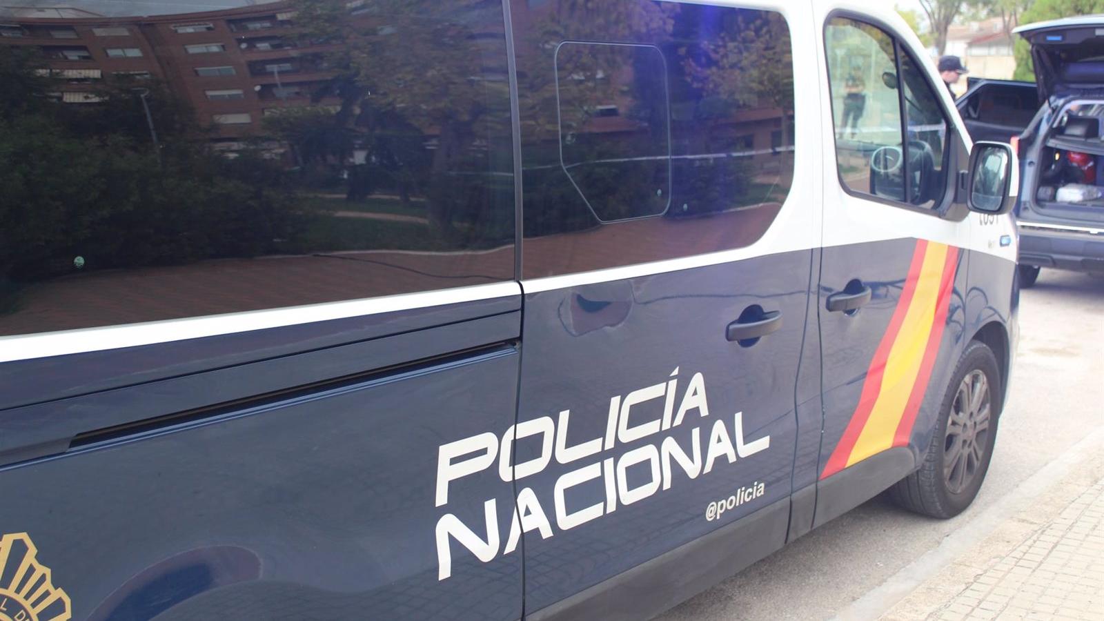 Detenido con 28 antecedentes por cometer 10 robos en coches y establecimientos de Puente de Vallecas