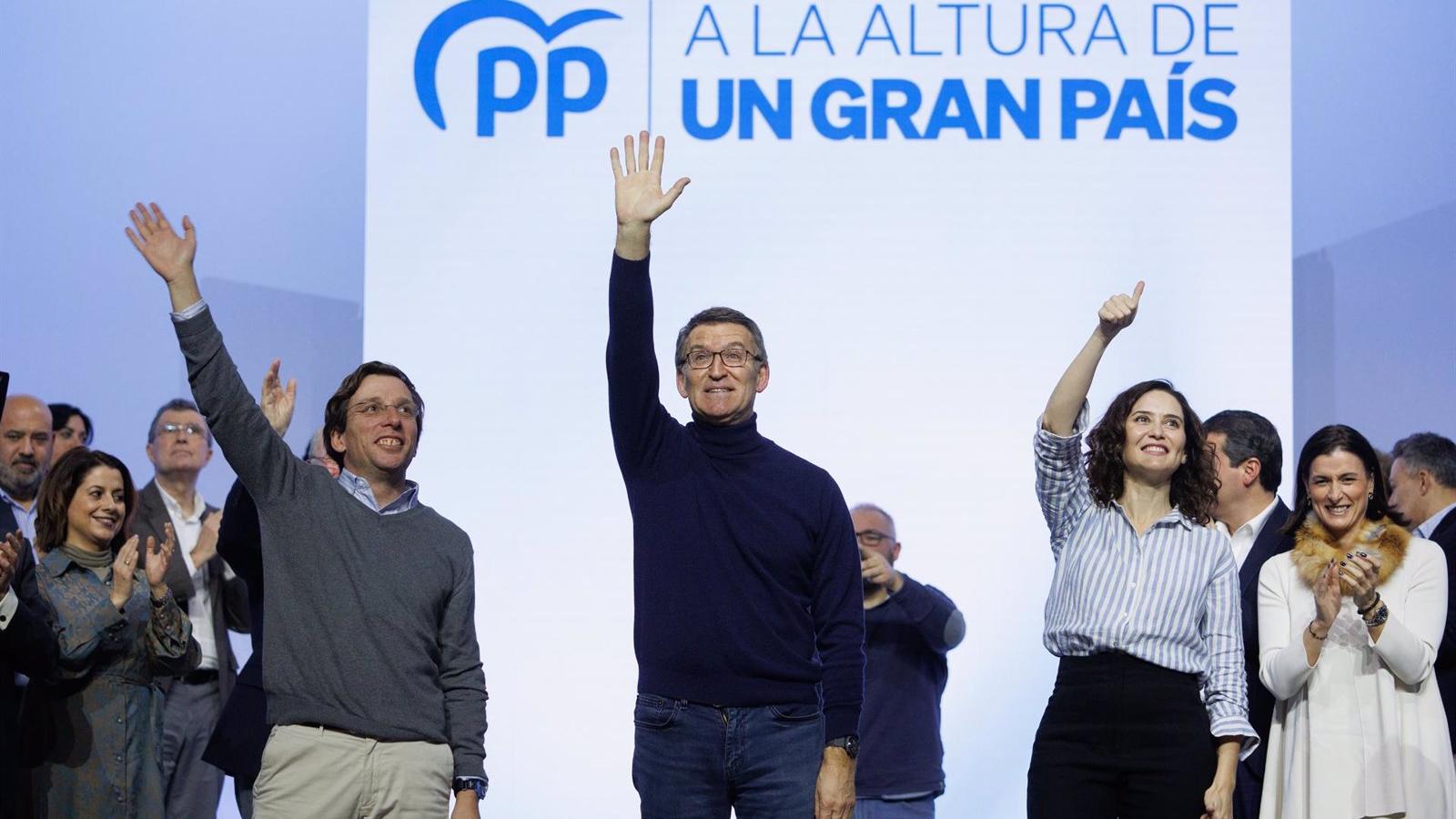 Martínez-Almeida ve a Díaz Ayuso como "un valor sobresaliente en política" y cree que su "único límite" es el que se quiera poner