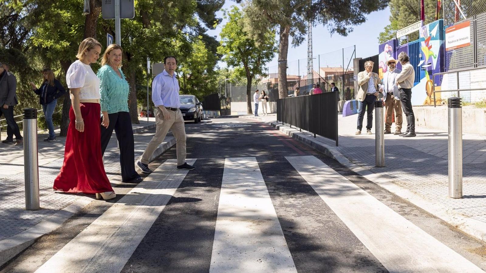 Carabante pone en valor los 15 millones de euros para remodelar los entornos escolares