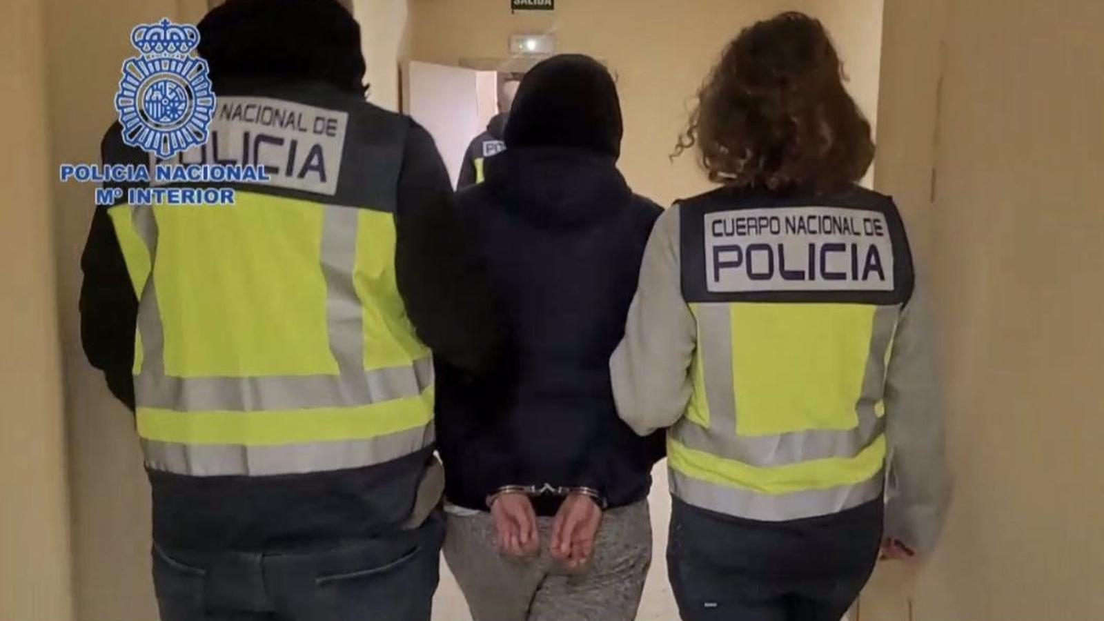 Detenida en Carabanchel una fugitiva peruana por vender entradas de conciertos de manera fraudulenta