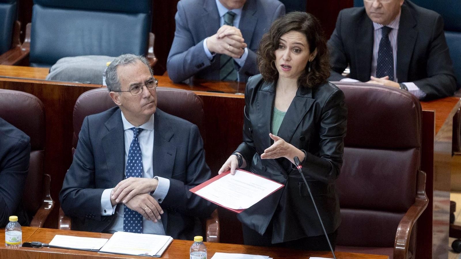 Ayuso, preguntada por la Kitchen: "Lo que pudiera o no ocurrir en el Gobierno de Rajoy, hizo cambiarlo"