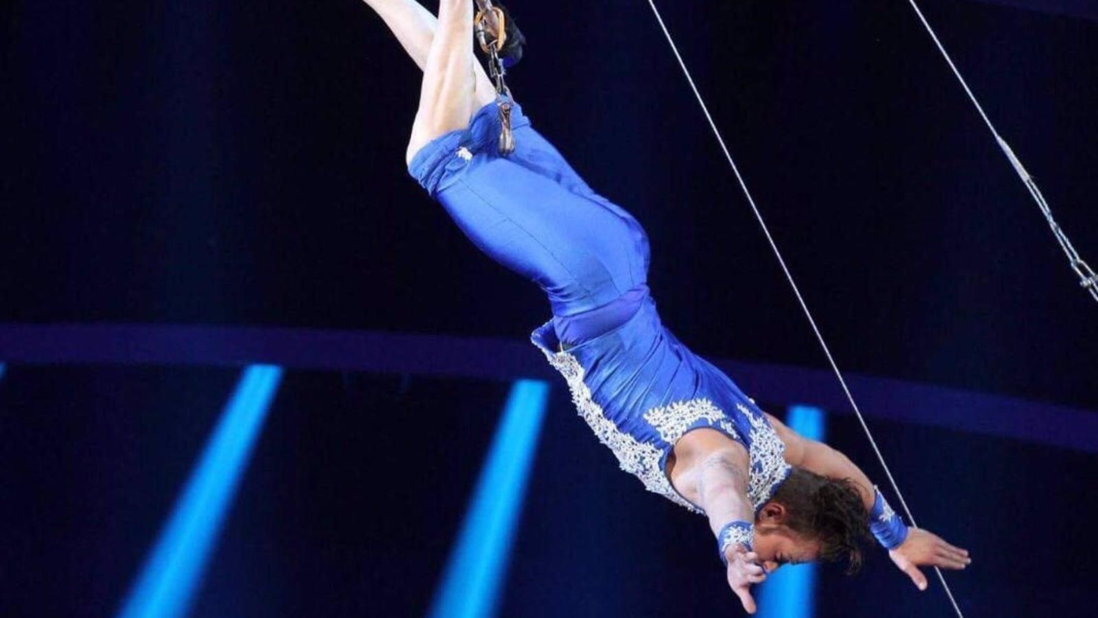 Un trapecista del Circo Quiros sufre un accidente en mitad del espectáculo al caer de una altura de 7 metros