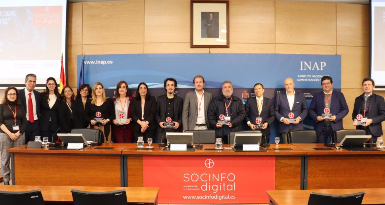 La Consejería de Sanidad, premiada por un proyecto innovador para registrar los méritos en los procesos selectivos