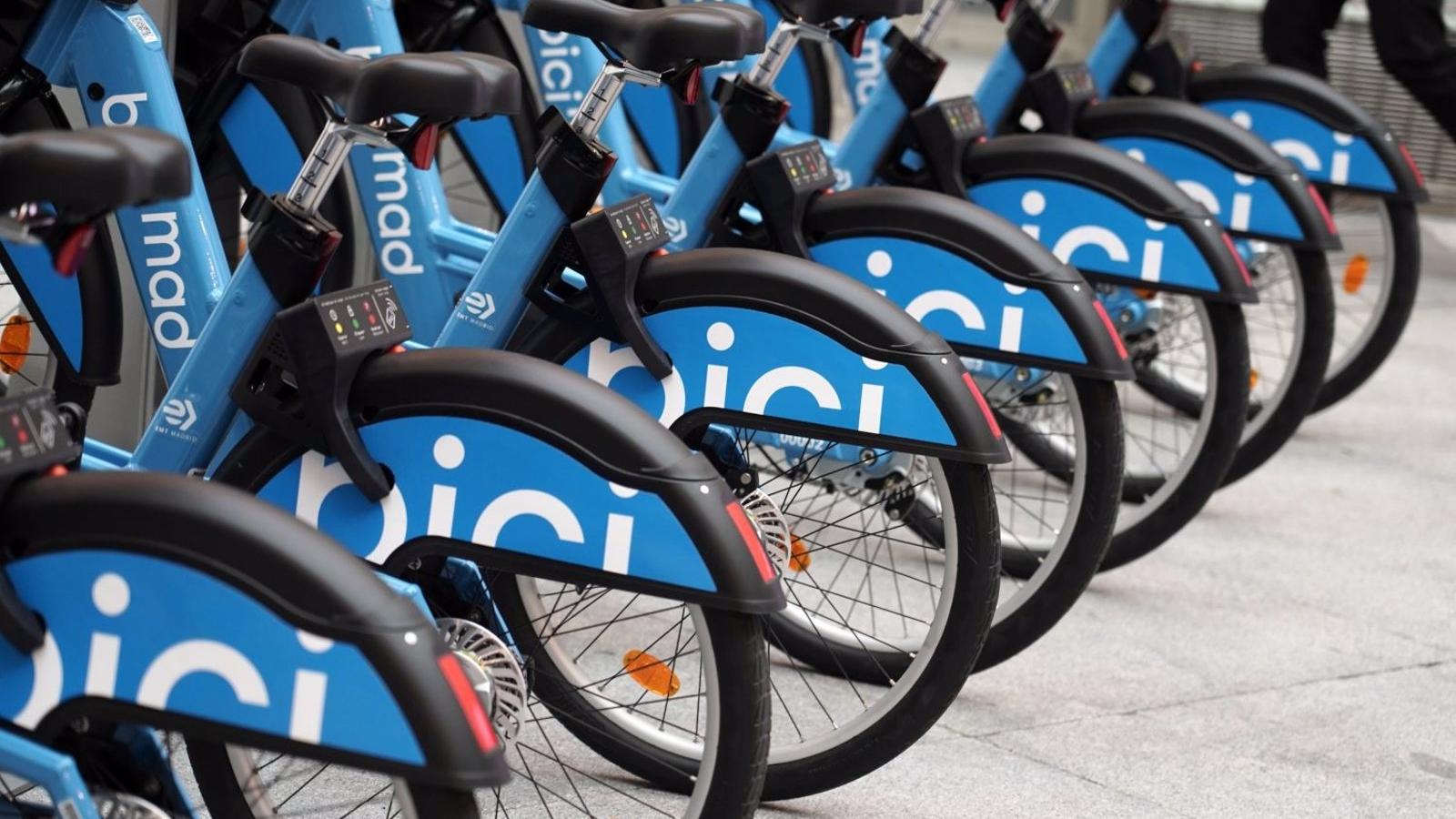 La nueva etapa de bicimad arranca con la puesta en marcha de 700 nuevas bicicletas 100% eléctricas repartidas a lo largo de 13 distritos