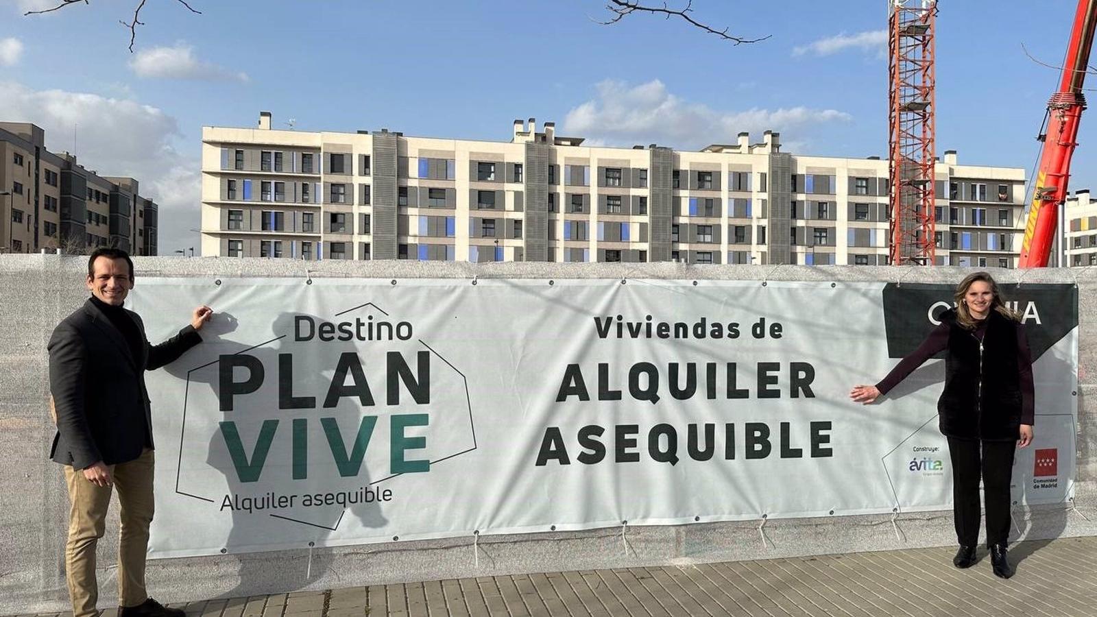 El candidato del PP en Getafe celebra la construcción de viviendas para jóvenes impulsadas por el Gobierno regional