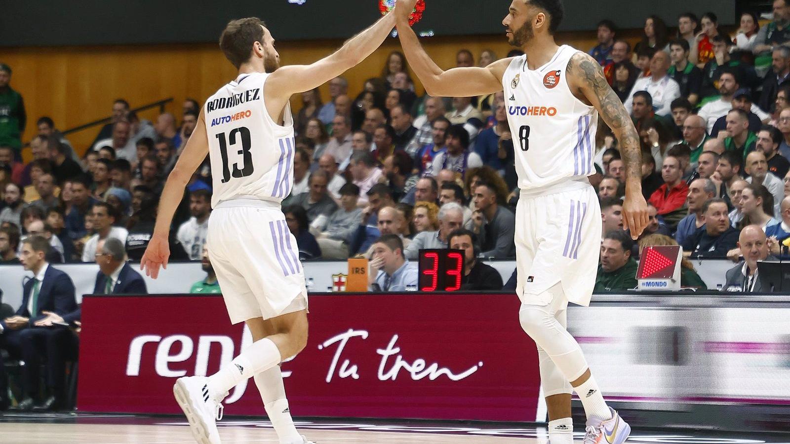 El Real Madrid cae ante el Anadolu en la Euroliga pese a la remontada del conjunto blanco