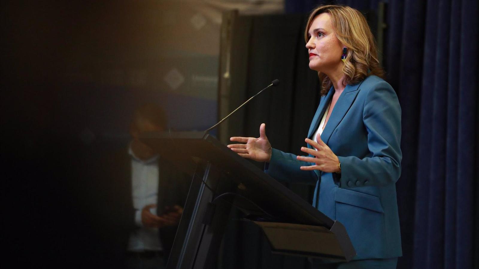 El PSOE defiende su lucha contra la corrupción sin aclarar por qué mantiene a la regidora de Móstoles