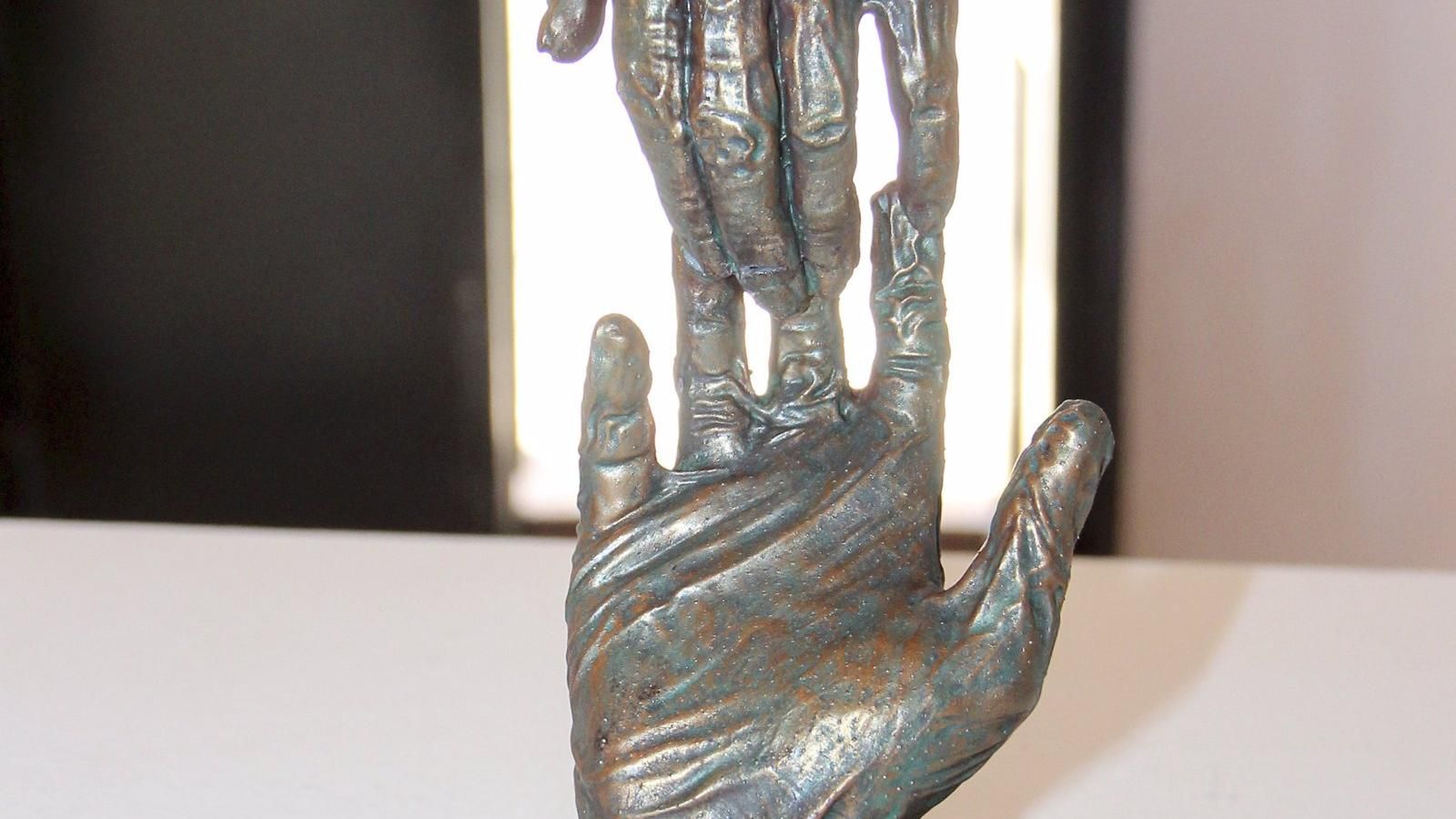 Arganda homenajeará a los fallecidos por Covid con la escultura 'Despedida austente'