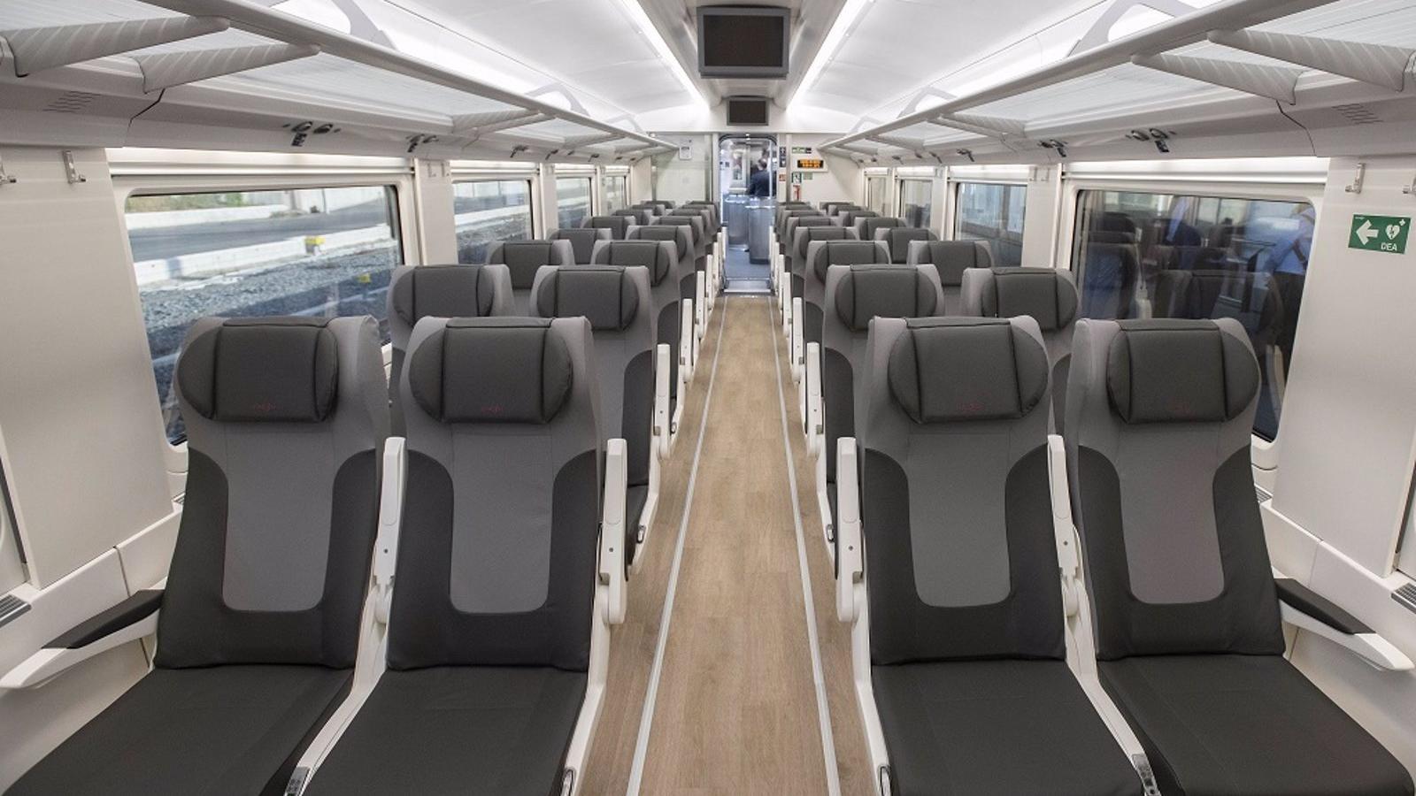 La OCU pide a Renfe que modifique su política de cambios de billetes al considerarla "abusiva"