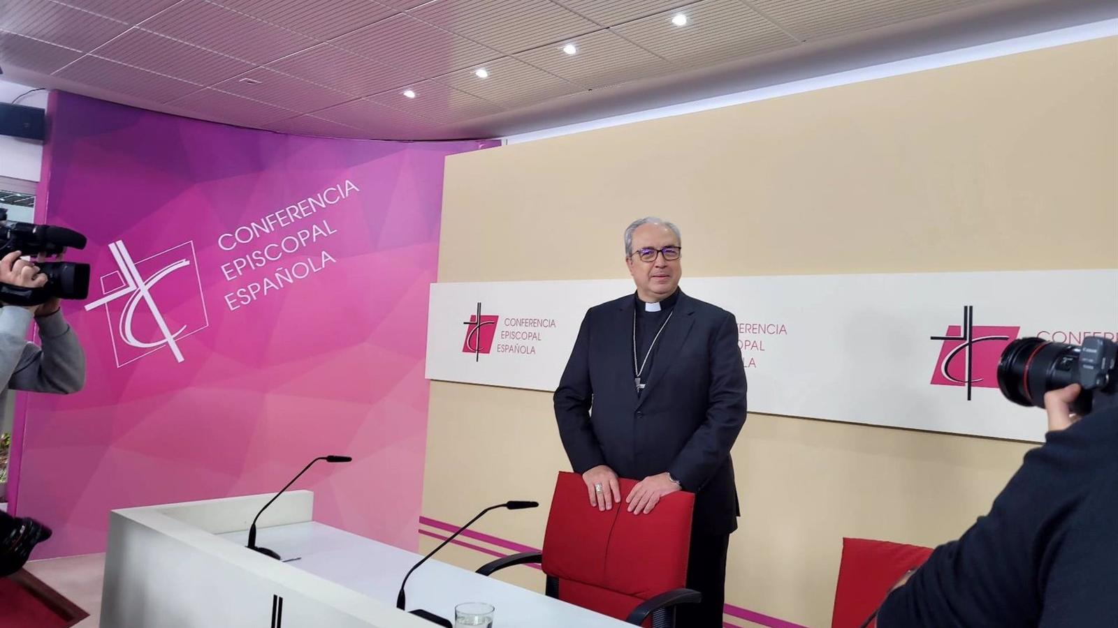 Los obispos españoles muestra sus "reservas" con la gestación subrogada: "La mujer no es una incubadora"